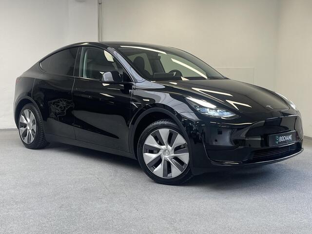 Tesla Model Y RWD 58 kWh | TREKHAAK | ORG.NL |