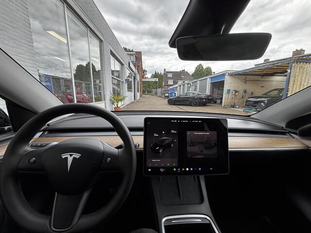 Tesla Model Y Long Range AWD 75 kWh * Elek A-klep * Stuurwiel verwarming