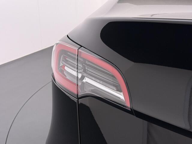 Tesla Model Y Long Range AWD 75 kWh SOH 95% | UNIEKE KM-STAND 37.000 KM | HW3/FSD3 | TESLA FABRIEKSGARANTIE T/M 04-2028 OF 80.000 KM | GARANTIE OP HOOGVOLTACCU & AANDRIJFLIJN T/M 04-2032 OF 192.000 KM |