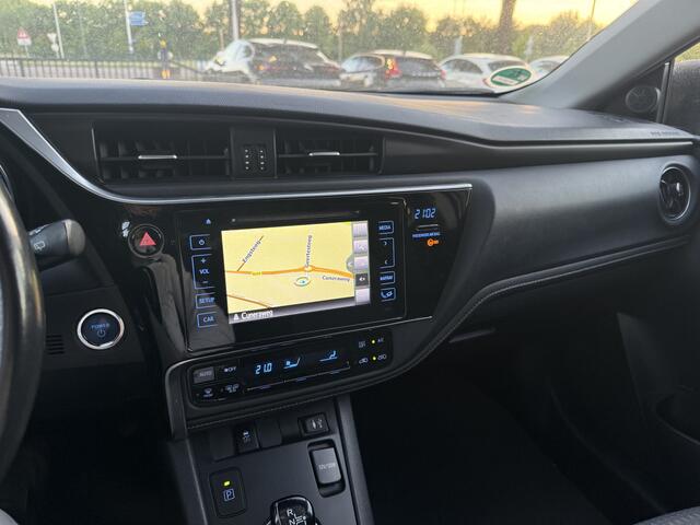 Toyota AURIS Touring Sports 1.8 Hybrid Dynamic / Camera / Navigatie / Keyless / 16'' / DAB / Cruise Control / Getint glas