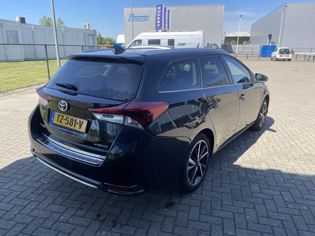 Toyota AURIS Touring Sports RIJKLAAR 1.8 Hybrid Business