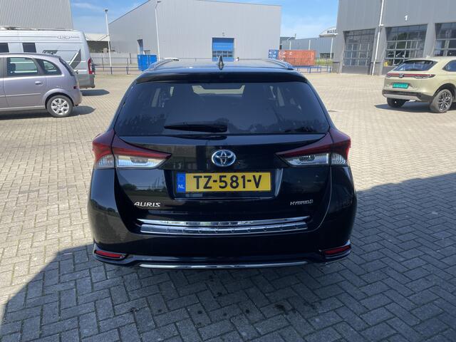 Toyota AURIS Touring Sports RIJKLAAR 1.8 Hybrid Business