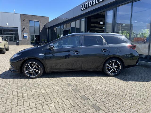 Toyota AURIS Touring Sports RIJKLAAR 1.8 Hybrid Business