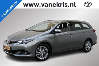 toyota-auris-touring-sports-1.8-hyb