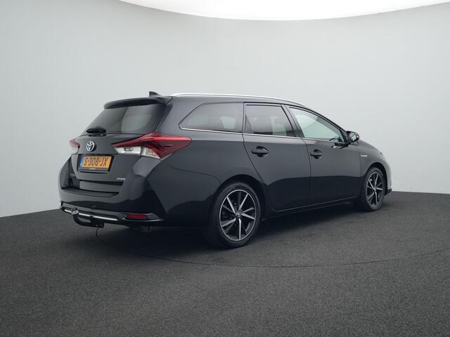 Toyota AURIS Touring Sports 1.8 Hybrid Dynamic Ultimate