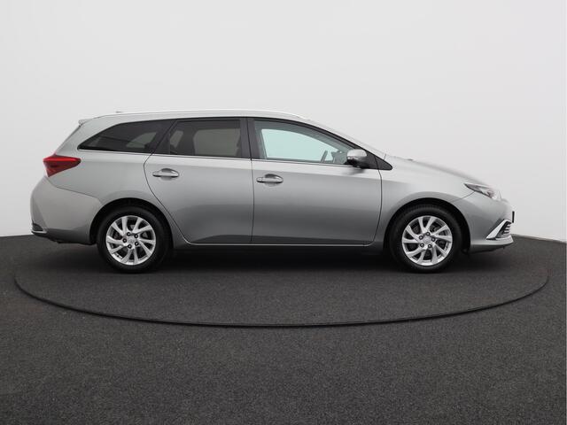 Toyota AURIS Touring Sports 1.8 Hybrid Executive/ lage km/ zeer mooi!