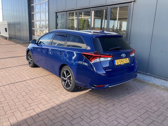 Toyota AURIS Touring Sports 1.8 Hybrid Dynamic Ultimate CAMERA/NAVI/DAB/PDC/STOELVERWARMING