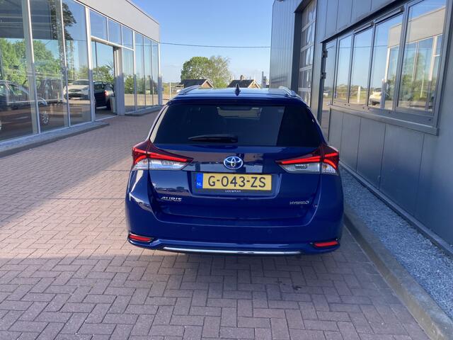 Toyota AURIS Touring Sports 1.8 Hybrid Dynamic Ultimate CAMERA/NAVI/DAB/PDC/STOELVERWARMING