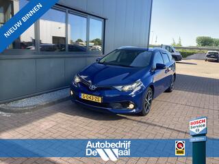 toyota-auris-touring-sports-1.8-hyb