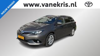 toyota-auris-touring-sports-1.8-hyb