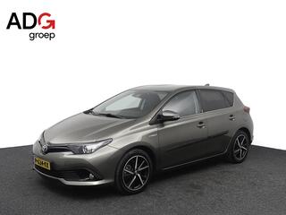 toyota-auris-1.8-hybrid-dynamic-ult