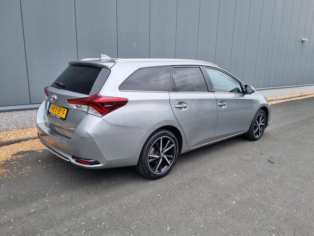 Toyota AURIS Touring Sports 1.8 Hybrid | Dealer onderhouden | Cruise | Navi | Camera | ECC