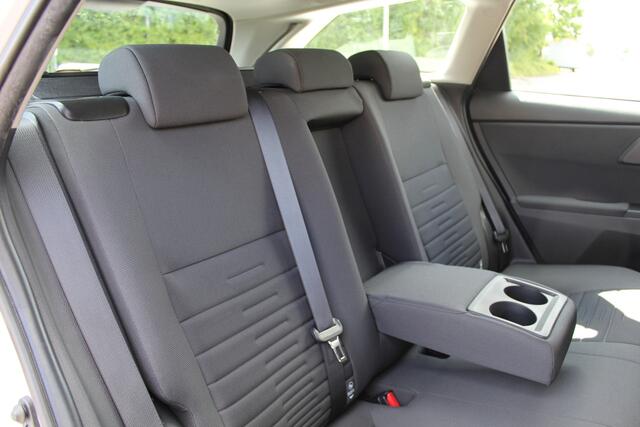 Toyota AURIS Touring Sports 1.8 Hybrid Aspiration | Rijklaar | Navi | Cruise | Bluetooth | Clima | Camera