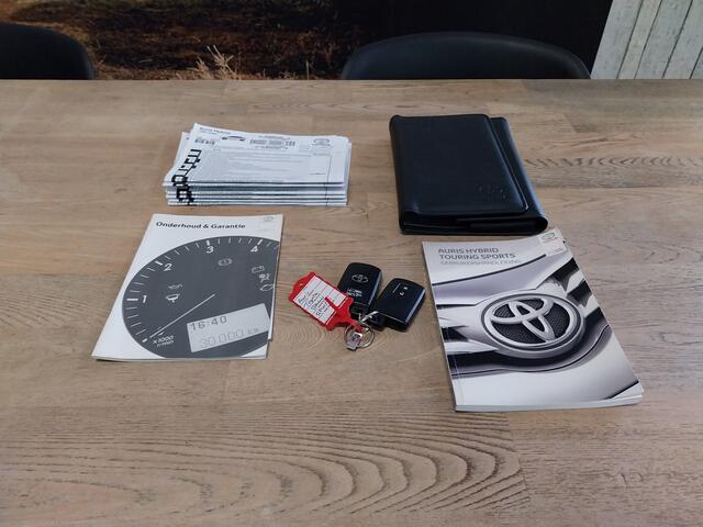 Toyota AURIS Touring Sports 1.8 Hybrid Dynamic CAMERA NAVI CRUISE ECC TREKHAAK