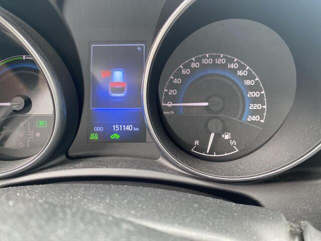 Toyota AURIS Touring Sports 1.8 Hybrid Black Edition | Poetsbeurt volgt |