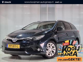 toyota-auris-touring-sports-1.8-hyb