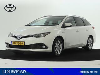 toyota-auris-1.8-hybrid-trend