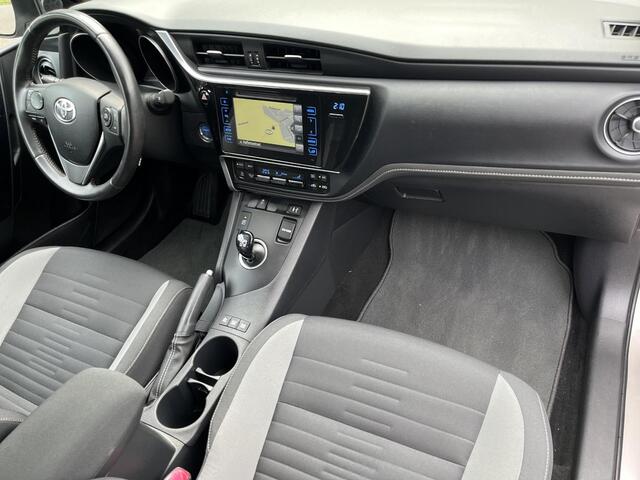 Toyota AURIS 1.8 Hybrid Dynamic | Volledige historie | Keyless entry | Lichtmetalen velgen