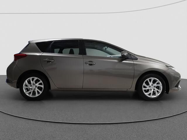 Toyota AURIS 1.2T Trend | Navigatie | Camera | Trekhaak | Panodak |