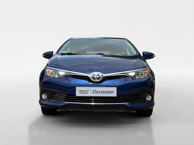 Toyota AURIS 1.2T Aspiration Limited | CAMERA | LMV | NAVI