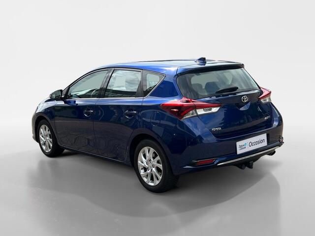 Toyota AURIS 1.2T Aspiration Limited | CAMERA | LMV | NAVI