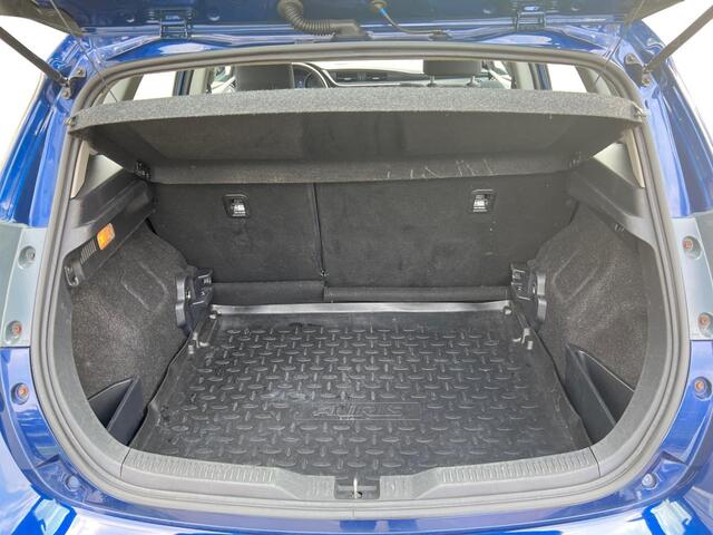 Toyota AURIS 1.2T Aspiration Limited | CAMERA | LMV | NAVI