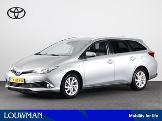 toyota-auris-touring-sports-1.8-hyb