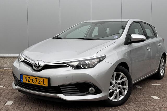 Toyota AURIS 1.3 Aspiration Trekhaak, Navigatie, Achteruitrijcamera, Cruise control