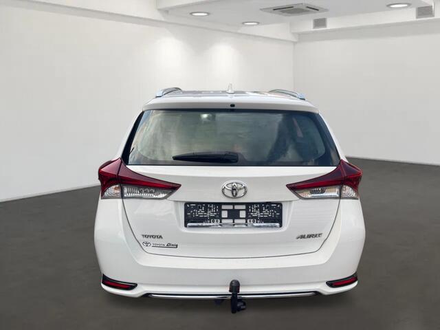 Toyota AURIS Touring Sports 1.2T Aspiration Limited Trekhaak Camera