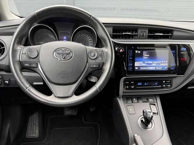 Toyota AURIS 1.8 Hybrid Dynamic Go 1e Eigenaar,Navi,Camera,Lm Velgen,136pk,Weinig Km,Apk tot 05-2027