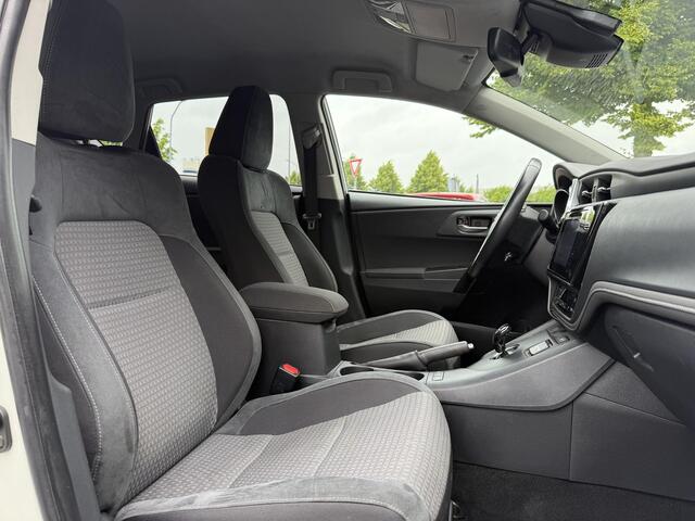 Toyota AURIS 1.8 Hybrid Dynamic Go 1e Eigenaar,Navi,Camera,Lm Velgen,136pk,Weinig Km,Apk tot 05-2027
