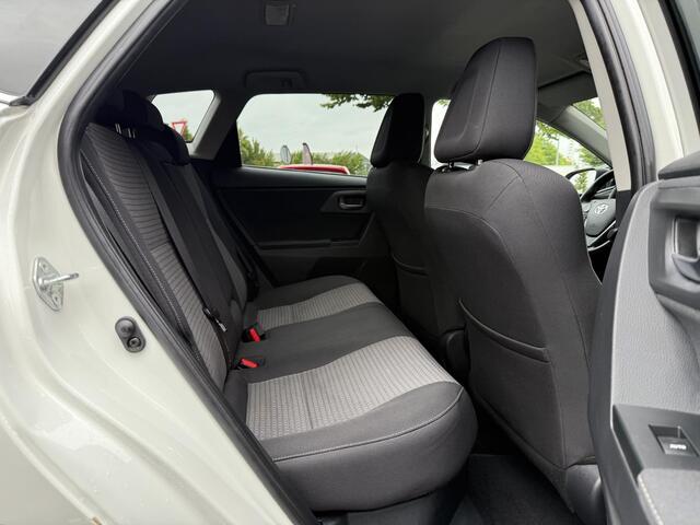 Toyota AURIS 1.8 Hybrid Dynamic Go 1e Eigenaar,Navi,Camera,Lm Velgen,136pk,Weinig Km,Apk tot 05-2027