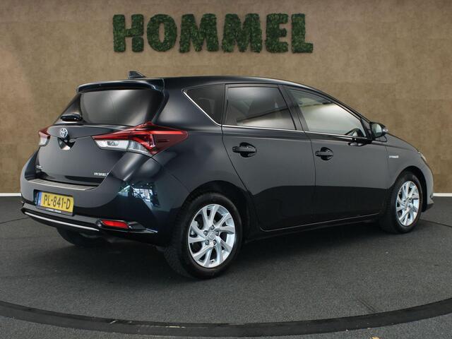 Toyota AURIS 1.8 Hybrid Dynamic - ORIGINEEL NEDERLANDSE AUTO - ACHTERRUITRIJCAMERA - CRUISE CONTROL - EXTRA GETINT GLAS - KEYLESS ENTRY - LICHTMETALEN VELGEN 16" INCH - NAVIGATIESYSTEEM FULL-MAP