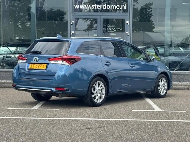 Toyota AURIS Touring Sports 1.8 Hybrid Lease pro | Panoramadak | Stoelverwarming l Parkeerassistent | Cruise control | Stoelverwarming |