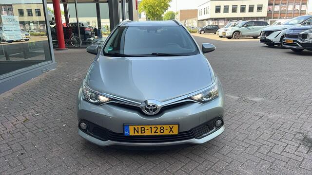 Toyota AURIS Touring Sports 1.2T Aspiration | Trekhaak | Climate Control | Dealeronderhouden