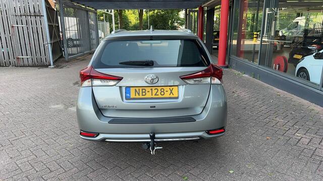 Toyota AURIS Touring Sports 1.2T Aspiration | Trekhaak | Climate Control | Dealeronderhouden