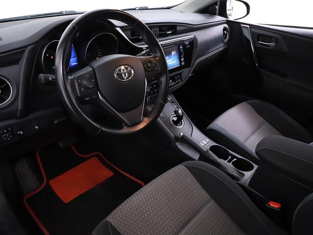 Toyota AURIS Touring Sports 1.8 Hybrid Dynamic Go 06-2017 122.044 KM