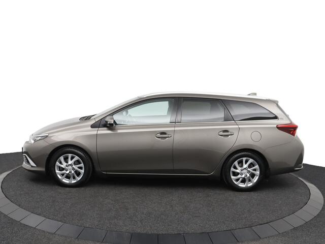 Toyota AURIS Touring Sports 1.2T Business Pro | Automaat | Trekhaak | 1200 kg trekgewicht | Panoramadak |