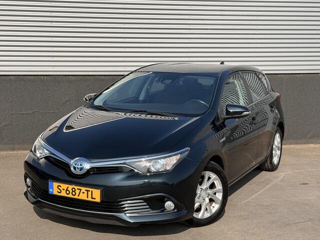 Toyota AURIS 1.8 Hybrid Aspiration Navigatie, Achteruitrijcamera, Climate control, Volledige historie, LMV
