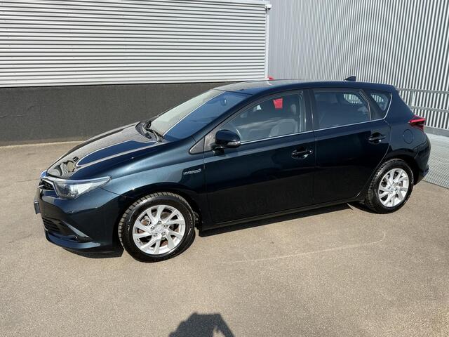 Toyota AURIS 1.8 Hybrid Aspiration Navigatie, Achteruitrijcamera, Climate control, Volledige historie, LMV