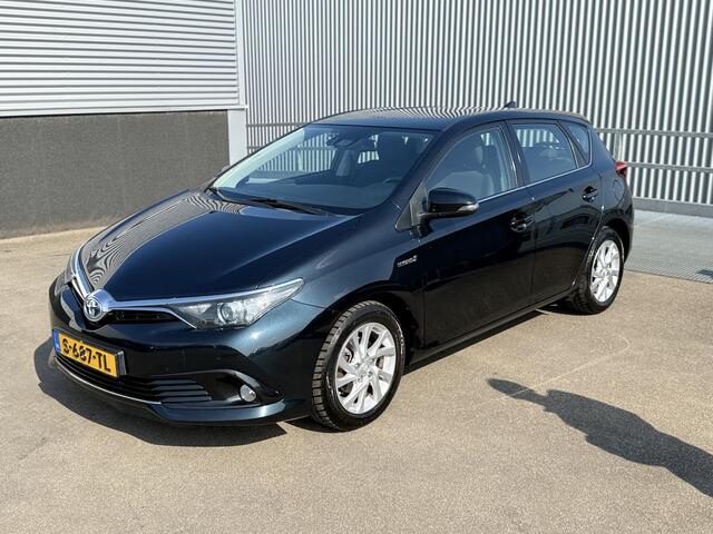 Toyota AURIS 1.8 Hybrid Aspiration Navigatie, Achteruitrijcamera, Climate control, Volledige historie, LMV