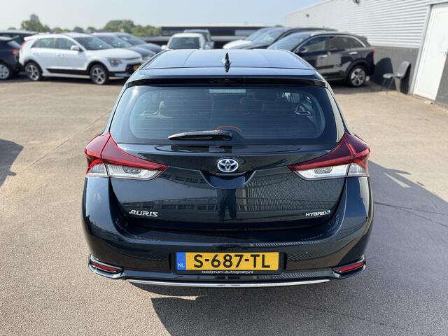 Toyota AURIS 1.8 Hybrid Aspiration Navigatie, Achteruitrijcamera, Climate control, Volledige historie, LMV