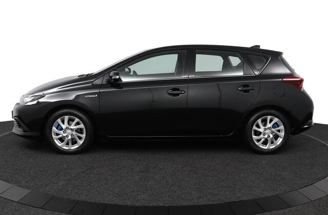 Toyota AURIS 1.8 Hybrid Aspiration Go | Navigatie | Trekhaak |