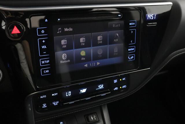 Toyota AURIS 1.8 Hybrid Aspiration Go | Navigatie | Trekhaak |