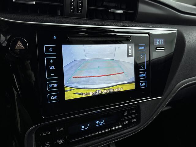 Toyota AURIS Touring Sports 1.8 Hybrid Executive | NL-Auto | LED Verlichting |