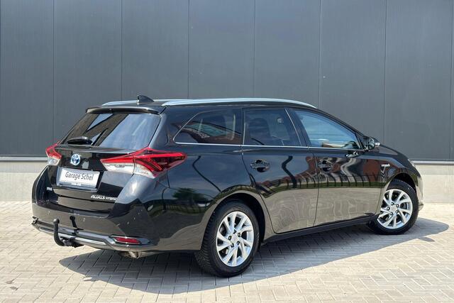 Toyota AURIS Touring Sports 1.8 Hybrid Executive 136pk - Cruise - Keyless - Navi - Camera - Elek Spiegels - Rijklaar