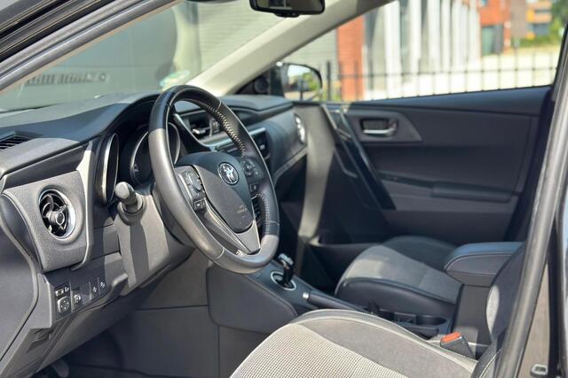 Toyota AURIS Touring Sports 1.8 Hybrid Executive 136pk - Cruise - Keyless - Navi - Camera - Elek Spiegels - Rijklaar