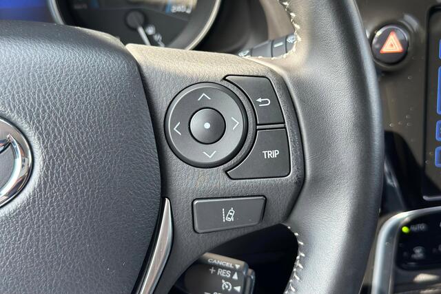 Toyota AURIS Touring Sports 1.8 Hybrid Executive 136pk - Cruise - Keyless - Navi - Camera - Elek Spiegels - Rijklaar