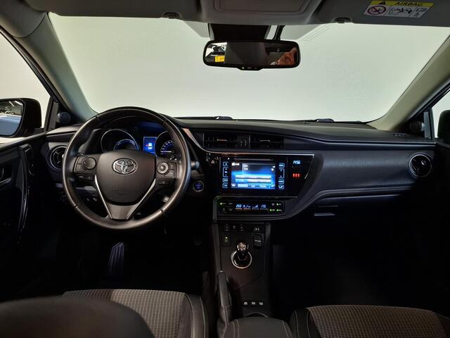 Toyota AURIS 1.8 Hybrid Executive | Dealeronderhouden | Trekhaak | PDC V+A | Half-leder | Keyless |