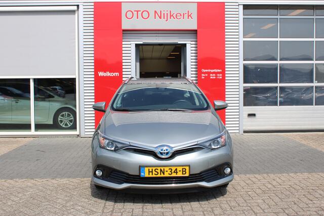 Toyota AURIS 1.8 Hybrid Dynamic Limited